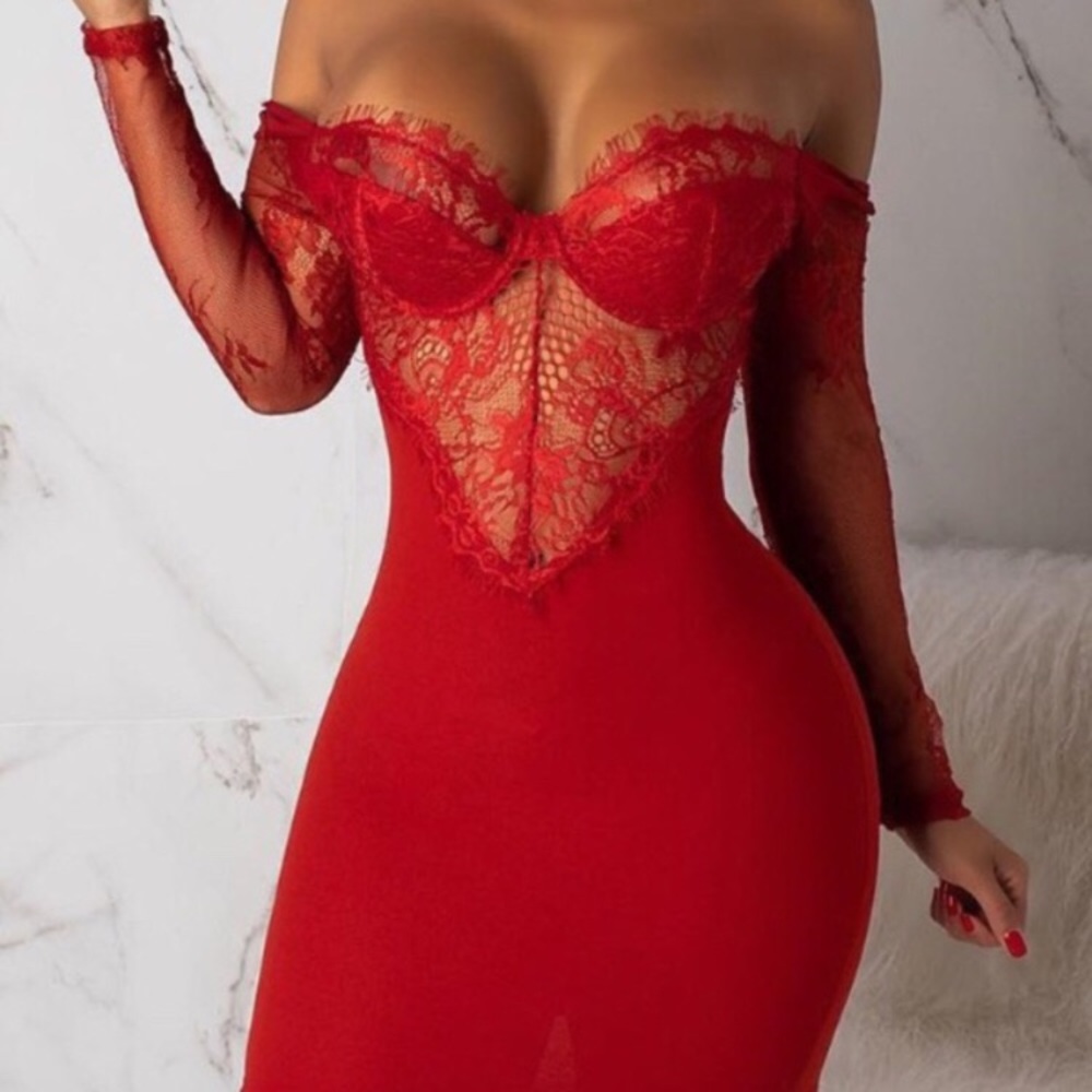 Backless Eyelash Lace Dress